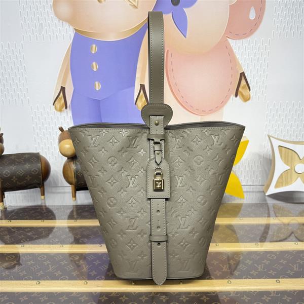 2026120182255793 130